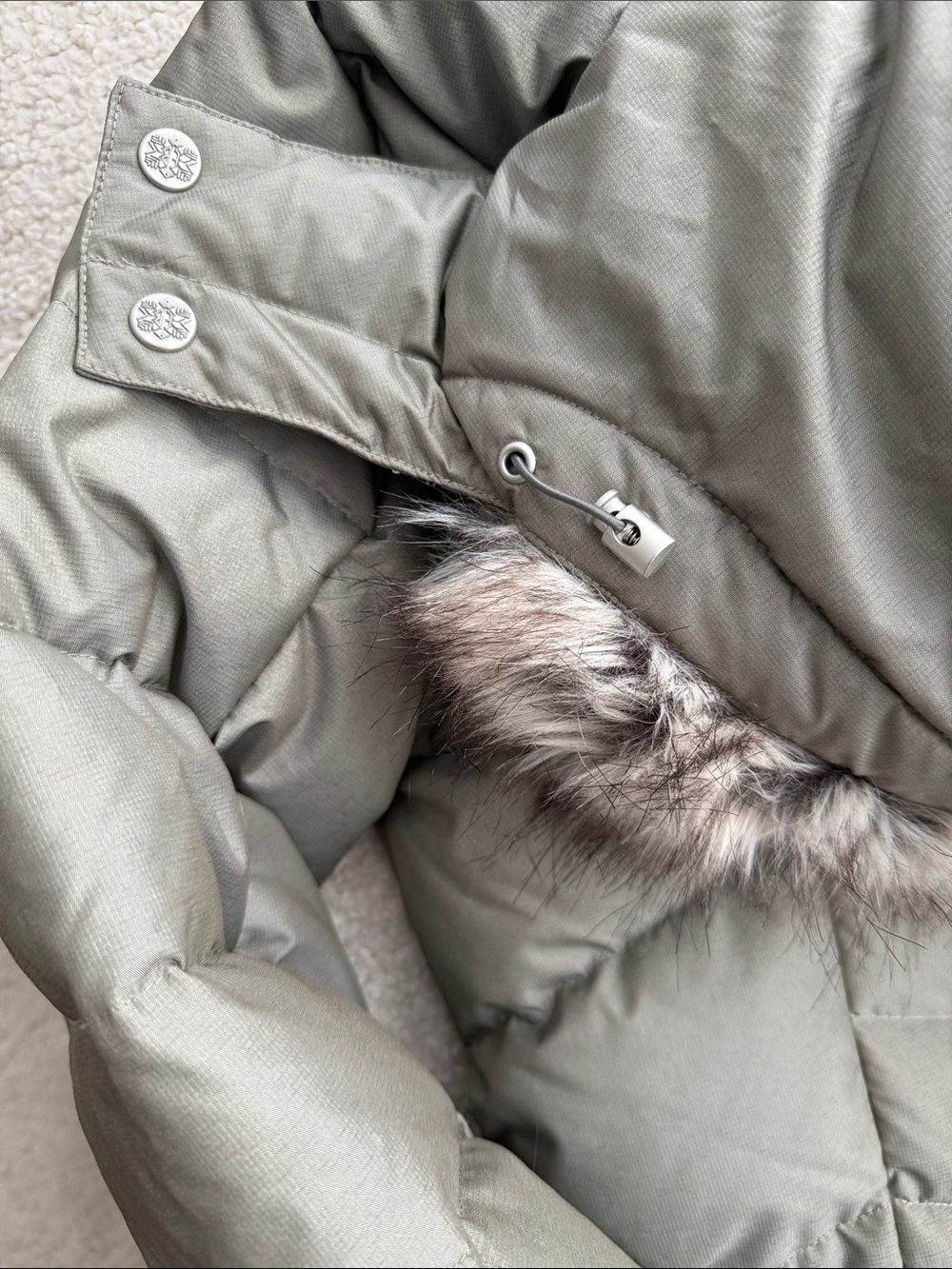 Eddie Bauer Olive Green Quilted Long Puffer Coat with Fur Hood Size M - Picture 5 of 11